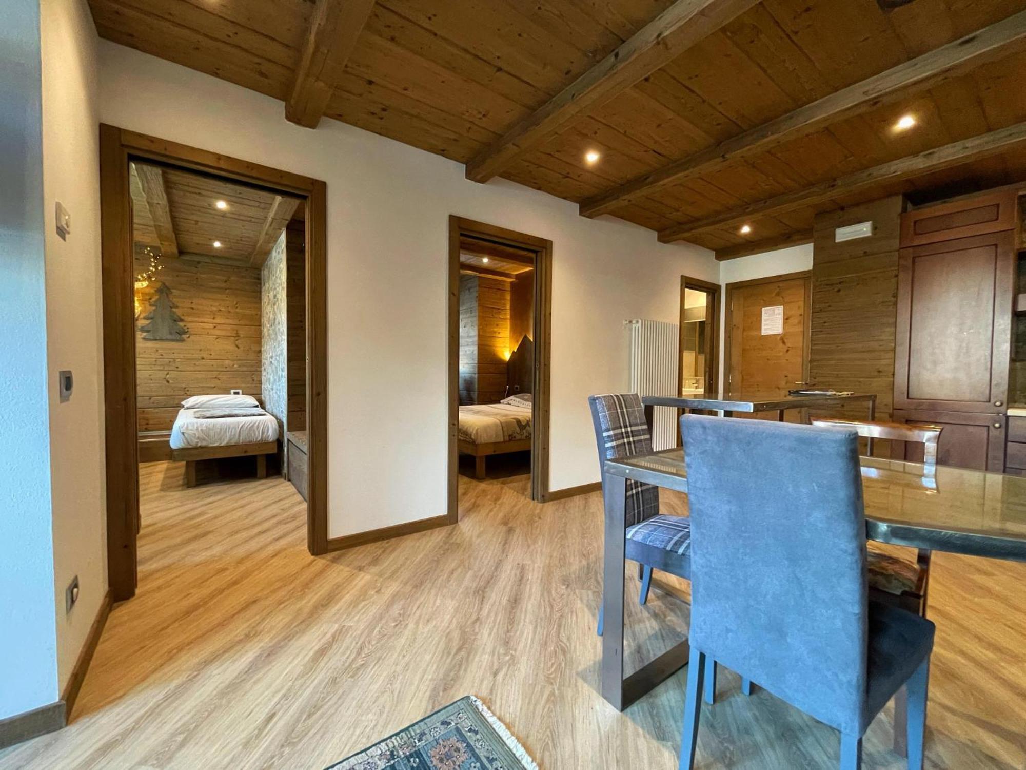 Best House Snc Di Elisa Baroni E Beatrice Dei Cas 보르미오 외부 사진