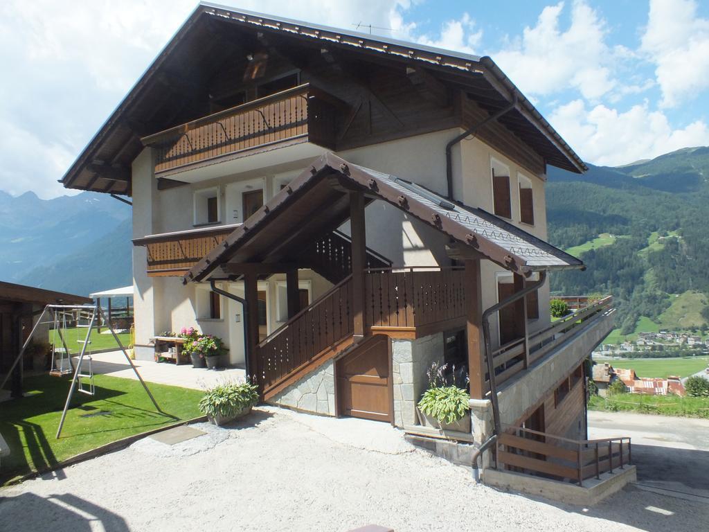 Best House Snc Di Elisa Baroni E Beatrice Dei Cas 보르미오 외부 사진