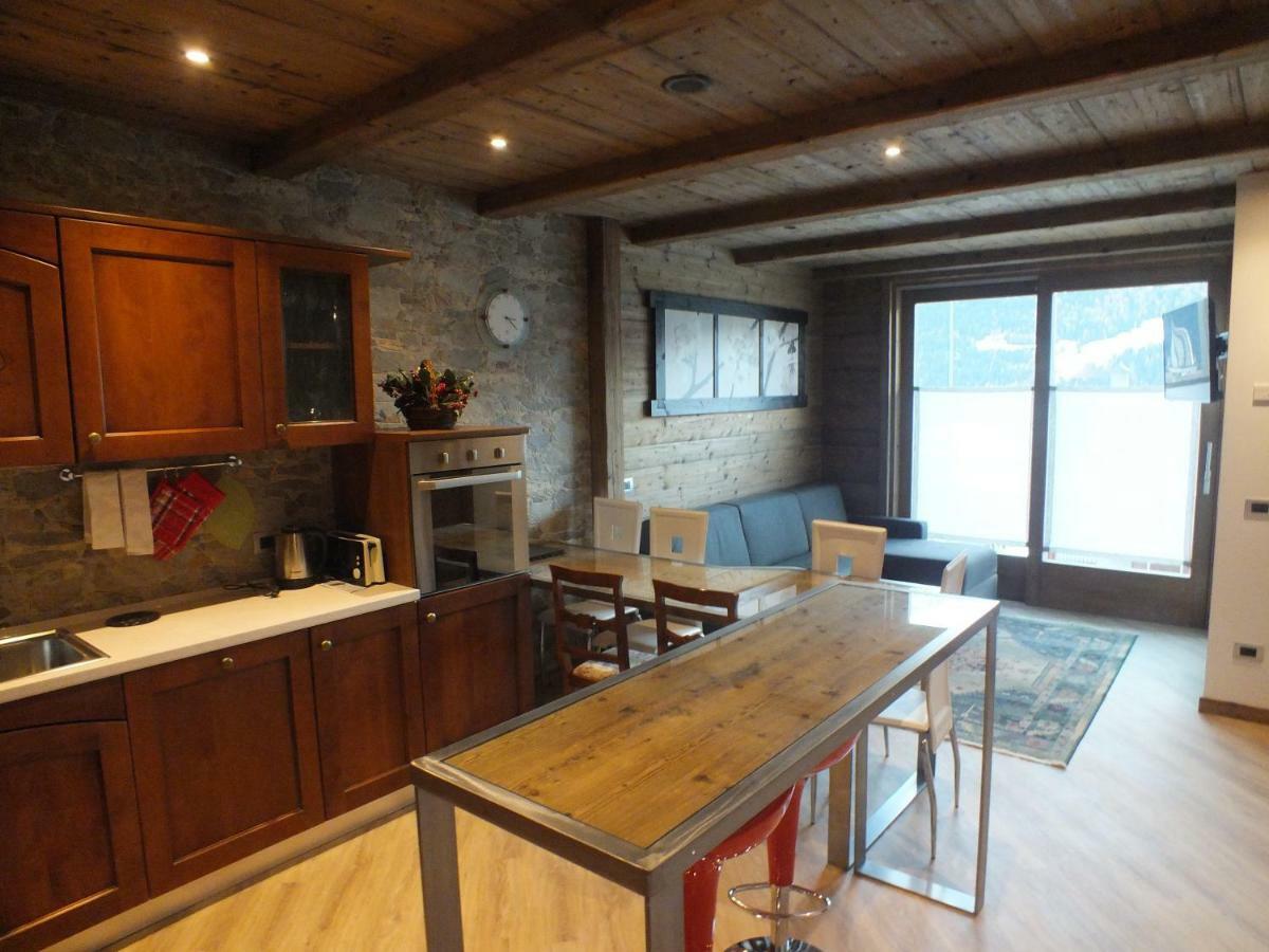 Best House Snc Di Elisa Baroni E Beatrice Dei Cas 보르미오 외부 사진